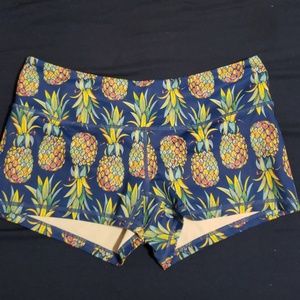 Feedmefightme crossfit shorts